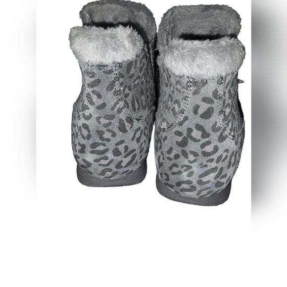 Skechers gray cheetah print booties size 10 - Picture 8 of 14